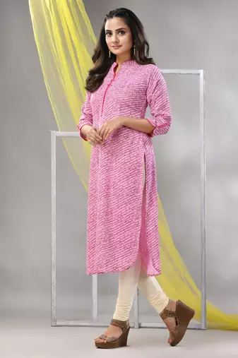 Pink rayon leheriya printed straight kurta