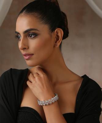 White silver tone zirconia bangle 1