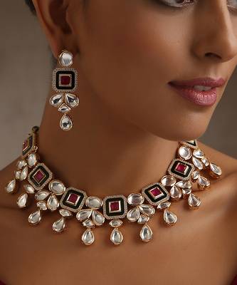 Red gold tone moissanite polki necklace set with maang tikka 2