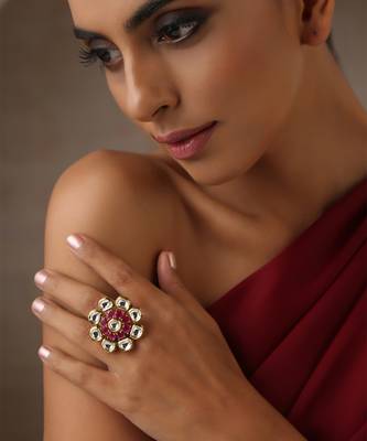 Red gold tone kundan ring 1