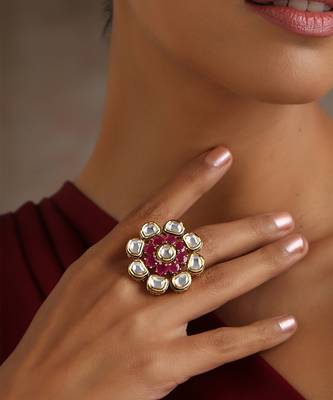 Red gold tone kundan ring 2