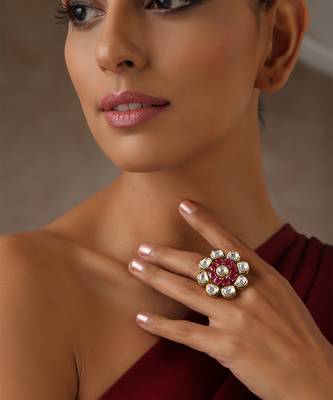 Red gold tone kundan ring 3