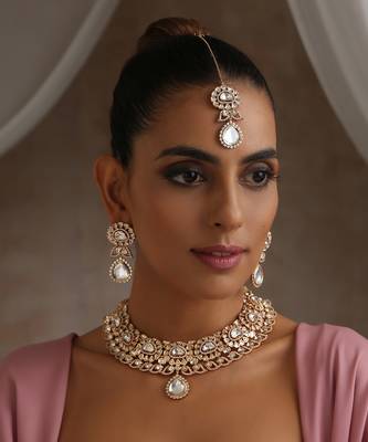Rose gold tone moissanite polki set with maang tikka 3