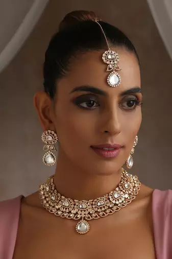 Rose gold tone moissanite polki set with maang tikka