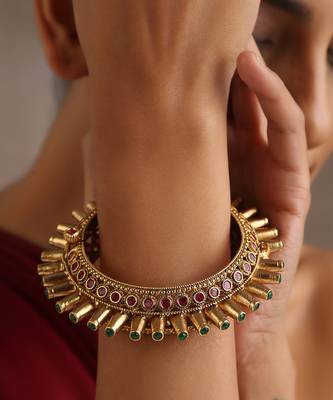 Red gold tone temple kada 2