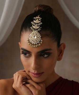 Gold tone moissanite polki maang tikka 3