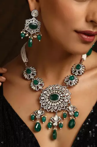 Green silver tone polki necklace set