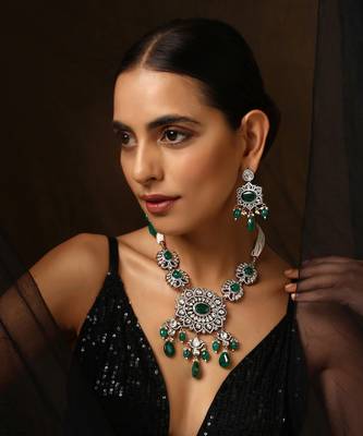 Green silver tone polki necklace set 3