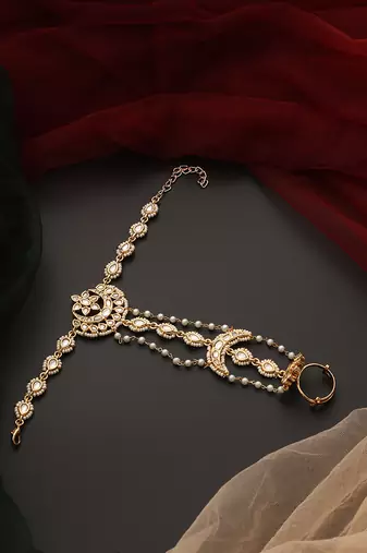 Gold tone polki hath phool