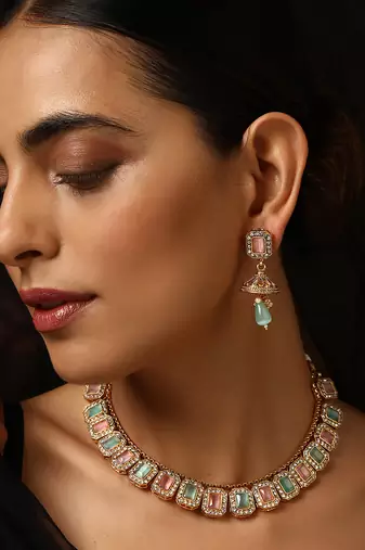 Mint and pink gold tone necklace set