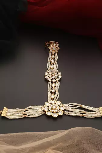 White gold tone polki hath phool