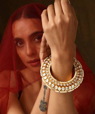 Gold tone polki kada 1