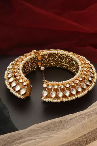 Gold tone polki kada