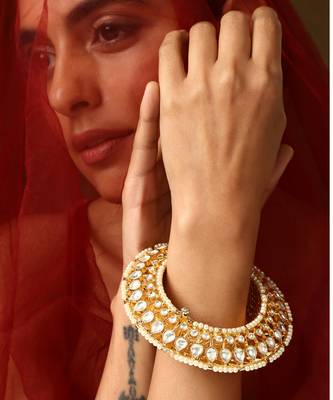 Gold tone polki kada 4