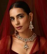 Green gold tone kundan necklace set