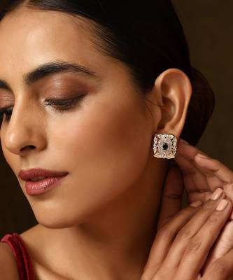 Green gold tone polki stud earrings 4