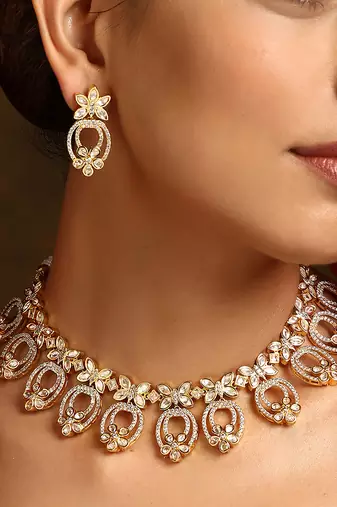 Gold tone polki necklace set