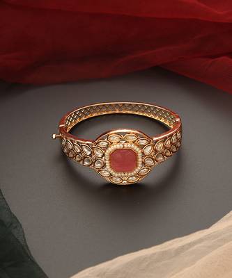 Pink gold tone kundan bracelet 2