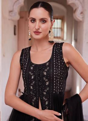 Black georgette sequince embroidery western suit 4