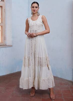 Off white georgette sequince embroidery western suit 4