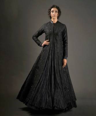 Black embroidered long jacket 3