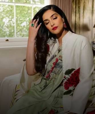 Ivory embroidered long jacket 3