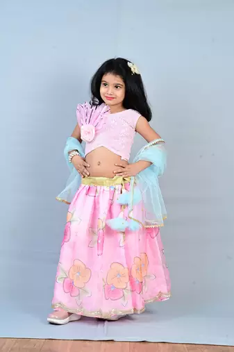 Aglare heavy  emdroydered Net ethnic Lehenga choli for small girls,threeline Pink