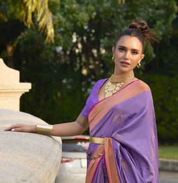 Elora Pure Soft Silk Woven Design Handloom Weaving Saree (Lavender) 3