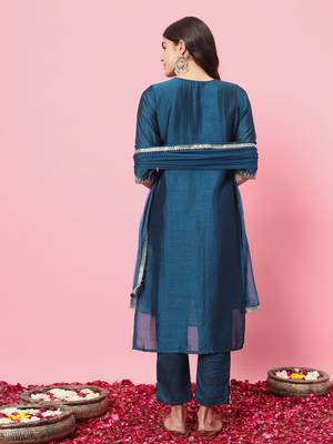  women kurta and trousers pant set silk blend 3