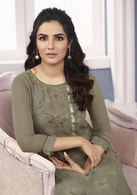 Trendy Grey Georgette Floral Printed Double Layered Sarwoski Work Kurta With Palazzo Sets 2