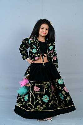 Aglare ,Velvet ethnic Lehenga choli for small girls,Girls,Baby girls,kids.Dark GREEN 1