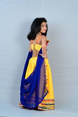 Aglare emdroydered ,cotton ethnic Lehenga choli for small girls,Girls,Baby girls,kids.Multi 2