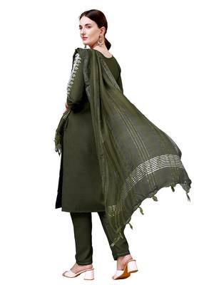 Dark Green Embroidered Kurta Set 4