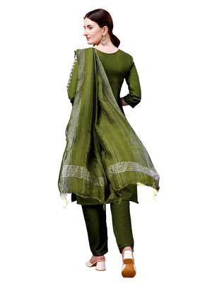 Mehendi White Thread Embroidered Kurta set 4