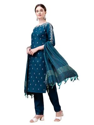 Morpich White Thread Embroidered Kurta Set 2