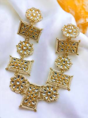 Rajasthani kundan pearl bridal mathapatti sheeshphool 3