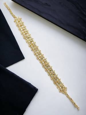 Gold plated kundan pearl floral mathapatti sheeshphool 3