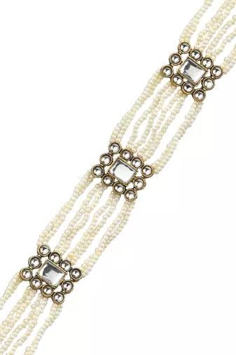Pearl multistrand white kundan mathapatti sheeshphool