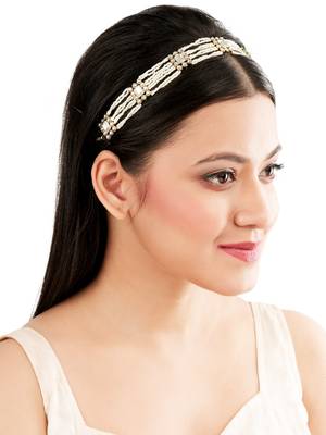 Pearl multistrand white kundan mathapatti sheeshphool 5