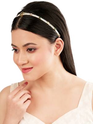 Pearl elegance mathapatti sheeshphool 1