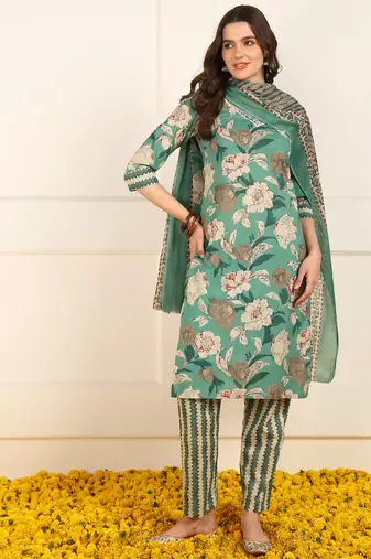 women green cotton floral printed straight kurta trouser with dupatta (jpskd1047grn)