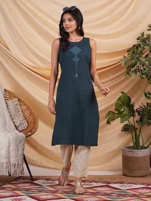 Block printed straight fit flex kurta with pocket details. 1