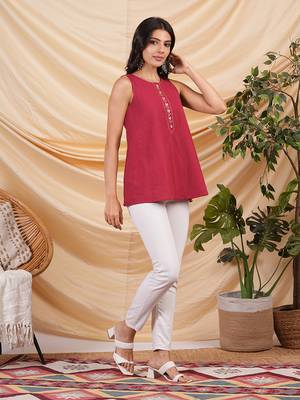A-line flex embroidered tunic with handwork. 4