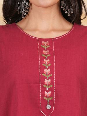 A-line flex embroidered tunic with handwork. 5