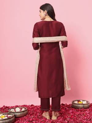   women kurta and trousers pant set silk blend 2