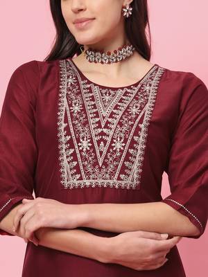   women kurta and trousers pant set silk blend 3