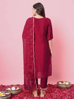  women kurta and trousers pant set silk blend 2