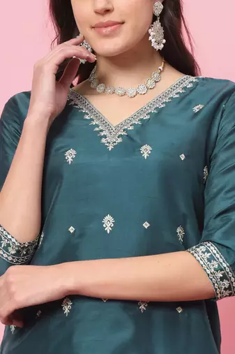   women kurta and trousers pant set silk blend