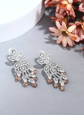 Leaf Shaped Long Earrings 2