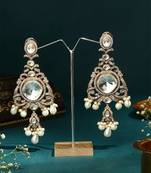 Long Earrings With White Stones